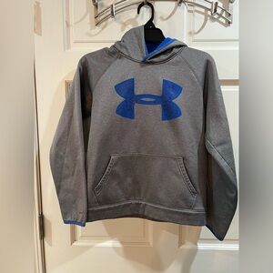 Youth UNDER ARMOR PULLOVER W/ hoodie size large, Color gray and blue